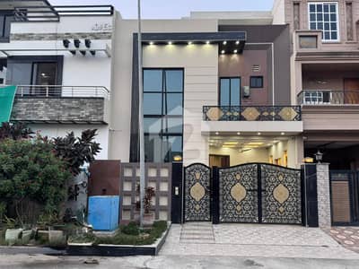 5 MARLA BRAND NEW HOUSE AVAILABLE FOR SALE (AT REASONABLE PRICE) IN CITI HOUSING GUJRANWALA