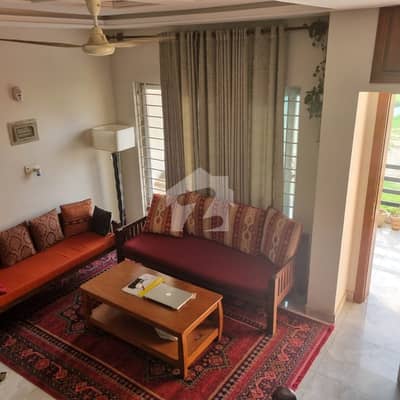 8 Marla Upper Portion Like Brand New Condition Non Furnished For Rent Multi Gardens B-17, Block E Islamabad