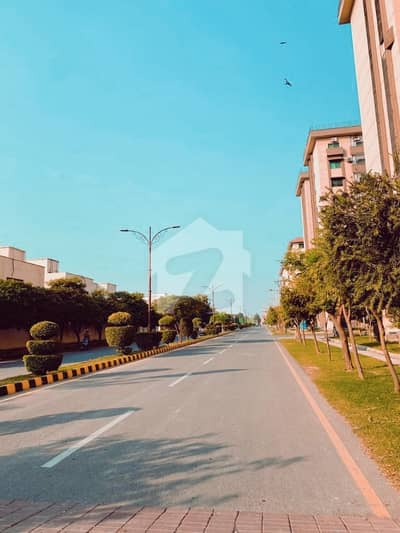 BEAUTIFUL APARTMENT 3BED 3TH FLOOR Open View Available For SALE in Askari 10 Sector F.