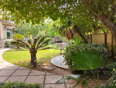 Investor Alert | Premium Margalla Facing Corner House 944 Square Yards for Sale F-7, Islamabad Proper Corner | Two Side Open | Full Basement | Prime F-7 Location Investor Alert | Premium Margalla Facing Corner House 944 Square Yards for Sale F-7, Islamabad Proper Corner | Two Side Open | Full Basement | Prime F-7 Location