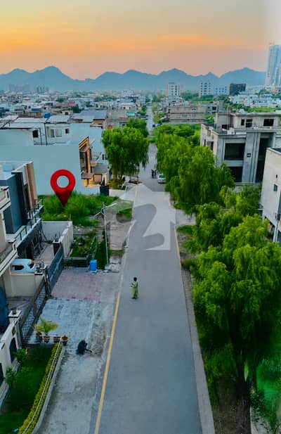 10 Marla Plot for Sale Multi Gardens B-17, Islamabad