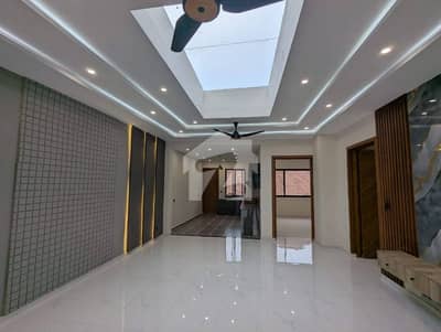 12 Marla Premium Double Unit House For Sale | Front & Back Open | Prime Location