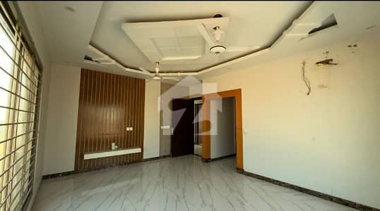 500 Sq Yd Designer Villa For Sale Precinct-17, Bahria Town Karachi 56 Beds | Drawing, Dining, Lounge, Modern & Greasy Kitchen 3 Mins Drive from Main Gate | Near Jinnah Avenue & Theme Park.