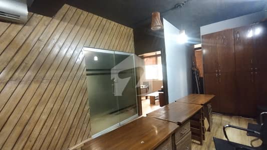 Prime VIP Location In A Neat & Clean Commercial Plaza Office Size: 22 X 39 (858sq. Ft) G-11 Markaz,