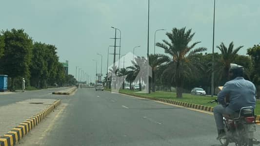 ڈی ایچ اے 9 ٹاؤن ۔ بلاک سی ڈی ایچ اے 9 ٹاؤن,ڈیفنس (ڈی ایچ اے),لاہور میں 5 مرلہ رہائشی پلاٹ 1.6 کروڑ میں برائے فروخت۔ ڈی ایچ اے 9 ٹاؤن ۔ بلاک سی ڈی ایچ اے 9 ٹاؤن,ڈیفنس (ڈی ایچ اے),لاہور میں 5 مرلہ رہائشی پلاٹ 1.6 کروڑ میں برائے فروخت۔