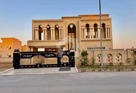سٹی ہاؤسنگ سوسائٹی گوجرانوالہ میں 6 کمروں کا 1 کنال مکان 8.5 کروڑ میں برائے فروخت۔