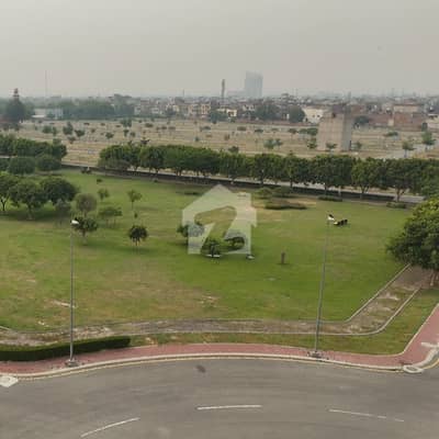 ال-رحمت ہاؤسنگ - بلاک ڈی الرحمت ہاؤسنگ,پیکو روڈ,لاہور میں 3 مرلہ کمرشل پلاٹ 1.0 کروڑ میں برائے فروخت۔
