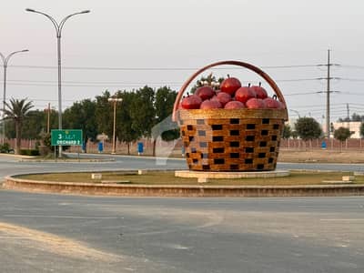 8 Marla Plot for Sale Excellent Location in Bahria Orchard Phase 3