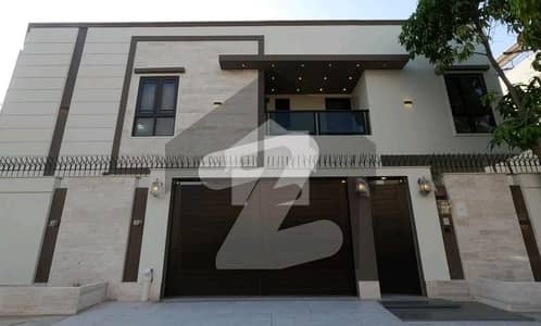 House For Grabs In 300 Square Yards Karachi