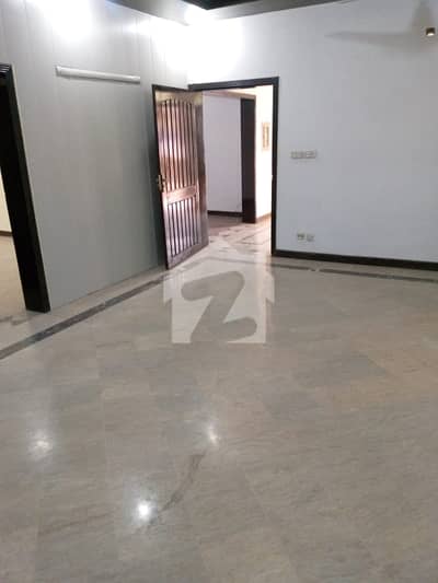 F-7 Prime | Luxury 1 Kanal House | 5 Bed | Servant Qtr | 10 Lakh Rent | Ideal For Chinese/Embassy*