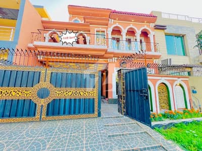 ایل ڈی اے ایوینیو ۔ بلاک جے ایل ڈی اے ایوینیو,لاہور میں 6 کمروں کا 10 مرلہ مکان 3.55 کروڑ میں برائے فروخت۔ ایل ڈی اے ایوینیو ۔ بلاک جے ایل ڈی اے ایوینیو,لاہور میں 6 کمروں کا 10 مرلہ مکان 3.55 کروڑ میں برائے فروخت۔