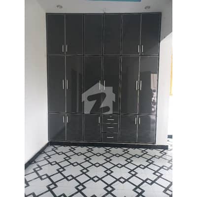 بنی گالہ اسلام آباد میں 2 کمروں کا 6 مرلہ زیریں پورشن 37.0 ہزار میں کرایہ پر دستیاب ہے۔