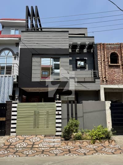 پاک عرب ہاؤسنگ سوسائٹی فیز 1 پاک عرب ہاؤسنگ سوسائٹی,لاہور میں 4 کمروں کا 3 مرلہ مکان 1.55 کروڑ میں برائے فروخت۔ پاک عرب ہاؤسنگ سوسائٹی فیز 1 پاک عرب ہاؤسنگ سوسائٹی,لاہور میں 4 کمروں کا 3 مرلہ مکان 1.55 کروڑ میں برائے فروخت۔
