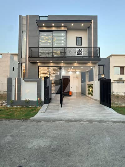 5 MARLA BRAND NEW ULTRA MODERN DESIGN HOUSE FOR RENT IN DHA RAHER