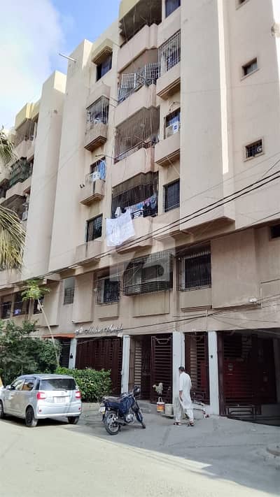 3-Bed Apartment for Sale | 1,550 Sq. Ft. | Al Madina Arcade, Clifton Block 5 3-Bed Apartment for Sale | 1,550 Sq. Ft. | Al Madina Arcade, Clifton Block 5