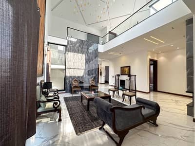 ONE KANAL BEAUTIFULL UPPAR PORTION AVAILABLE FOR RENT IN DHA PHASE 2
