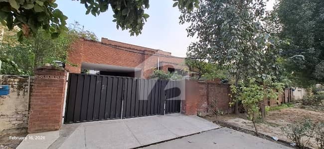 2kanal House Very Reasonable Price Main Ghazi Road 2kanal House Very Reasonable Price Main Ghazi Road