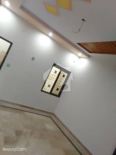 سبزہ زار سکیم لاہور میں 4 کمروں کا 5 مرلہ مکان 2.7 کروڑ میں برائے فروخت۔ سبزہ زار سکیم لاہور میں 4 کمروں کا 5 مرلہ مکان 2.7 کروڑ میں برائے فروخت۔