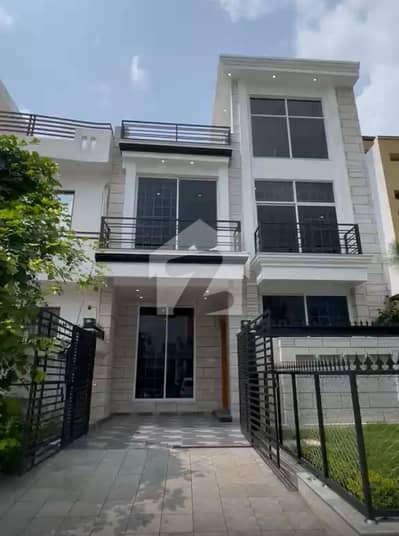 Islamabad D12 4 Marla Full House For Sale