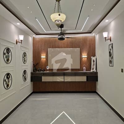 120 Sq. Yd Fully Renovated House for Rent VIP Location
