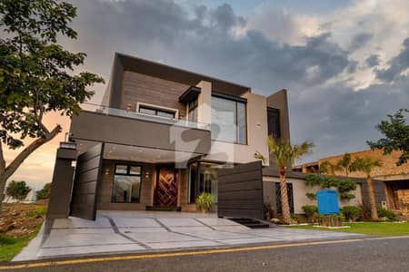 ONE KANAL BRAND NEW LUSH DESIGNER HOUSE FOR SALE IN DHA 2 ISB
