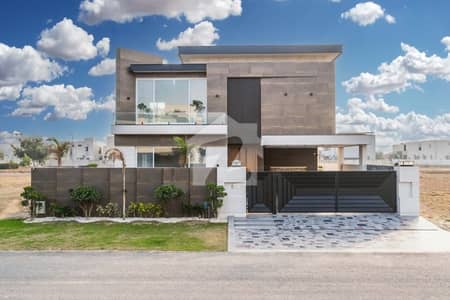 Facing Park 1 House in DHA Phase 7 For Sale NOW