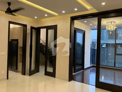 Executive Class 3-Bed Upper Portion DHA Phase 8
