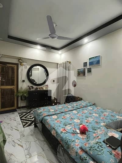 میرٹھ سوسائٹی سکیم 33,کراچی میں 2 کمروں کا 4 مرلہ فلیٹ 1.05 کروڑ میں برائے فروخت۔