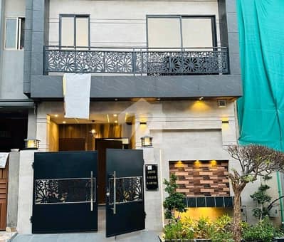 Al-Kabir Phase 2 - Block A House Sized 3 Marla For sale