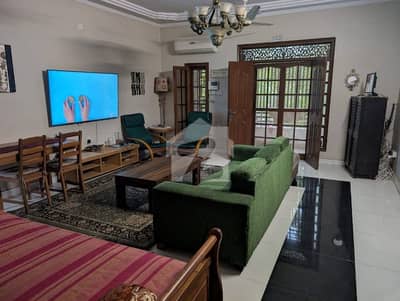 گلشنِ اقبال گلشنِ اقبال ٹاؤن,کراچی میں 10 مرلہ عمارت 4.0 لاکھ میں کرایہ پر دستیاب ہے۔