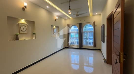 1800 Square Feet Upper Portion In Central D-12 For Rent