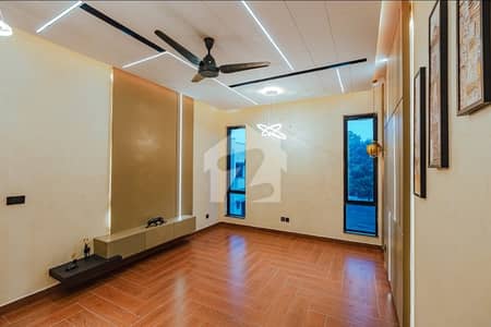 Ideal 20 Marla House Available In Bahria Town - Overseas B, Lahore Ideal 20 Marla House Available In Bahria Town - Overseas B, Lahore