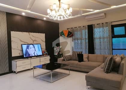 In DHA Phase 6 - Block B House For sale Sized 1 Kanal