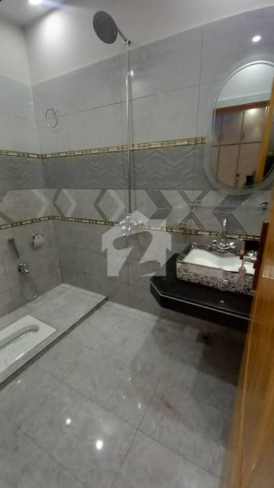 الرحمان گارڈن فیز 2 الرحمان گارڈن,لاہور میں 4 کمروں کا 5 مرلہ مکان 2.2 کروڑ میں برائے فروخت۔ الرحمان گارڈن فیز 2 الرحمان گارڈن,لاہور میں 4 کمروں کا 5 مرلہ مکان 2.2 کروڑ میں برائے فروخت۔