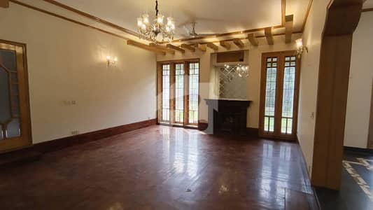 Spacious 2 Kanal Luxury House for Rent in Gulberg Lahore