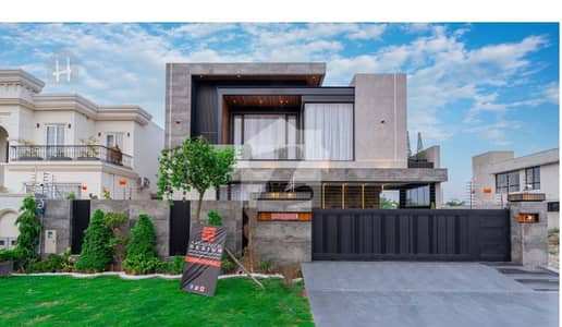 10 MARLA BRAND NEW EYE CATCHING ULTRA MODERN BUNGALOW FACING PARK FOR SALE NEAR TO RAYA IN LOW PRICE 10 MARLA BRAND NEW EYE CATCHING ULTRA MODERN BUNGALOW FACING PARK FOR SALE NEAR TO RAYA IN LOW PRICE