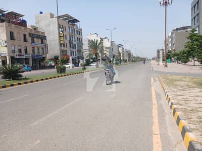 پارک ویو سٹی - براڈوے کمرشل پارک ویو سٹی,لاہور میں 5 مرلہ کمرشل پلاٹ 2.65 کروڑ میں برائے فروخت۔ پارک ویو سٹی - براڈوے کمرشل پارک ویو سٹی,لاہور میں 5 مرلہ کمرشل پلاٹ 2.65 کروڑ میں برائے فروخت۔