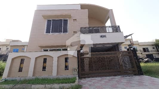 A Spacious 7 Marla House In Bahria Town Phase 8 - Usman Block A Spacious 7 Marla House In Bahria Town Phase 8 - Usman Block