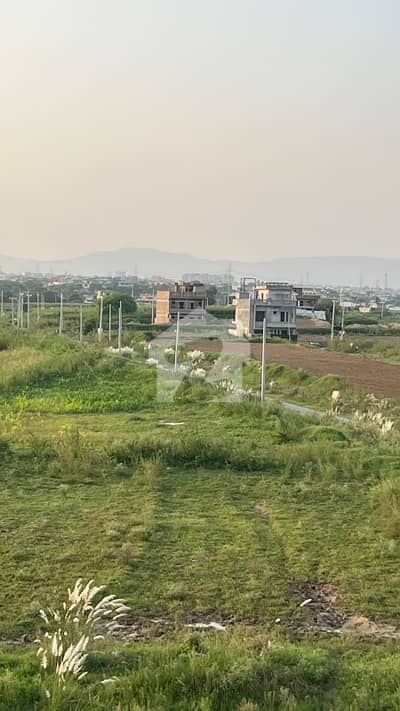 I -15 -2 5marla Plot Corner +Extra Land  Close To Main Double Road And Markaz