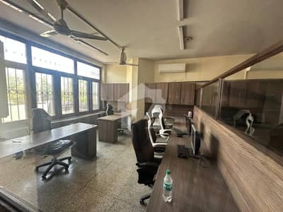 50 Marla House For Rent In Model Town 6 Bedrooms 7 Car Parking