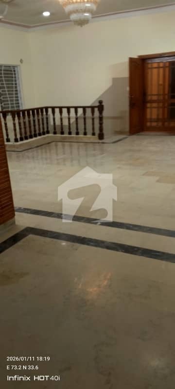 سوان گارڈن ۔ بلاک جی سوان گارڈن,اسلام آباد میں 5 کمروں کا 1 کنال مکان 1.5 لاکھ میں کرایہ پر دستیاب ہے۔