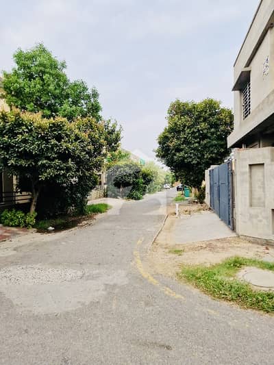 04 Marla Good Location Plot Phase 2 Block C LDA Approved Area Sui Gas Grid All Dues Paid