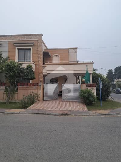 10 Marla Facing Park House For Sale In Dream Gardens Lahore