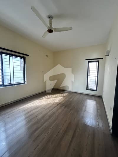 FOR RENT: OUTCLASS 500 SQ YD 3-BED FIRST FLOOR PORTION (COMPLETELY INDEPENDENT) DHA KARACHI FOR RENT: OUTCLASS 500 SQ YD 3-BED FIRST FLOOR PORTION (COMPLETELY INDEPENDENT) DHA KARACHI