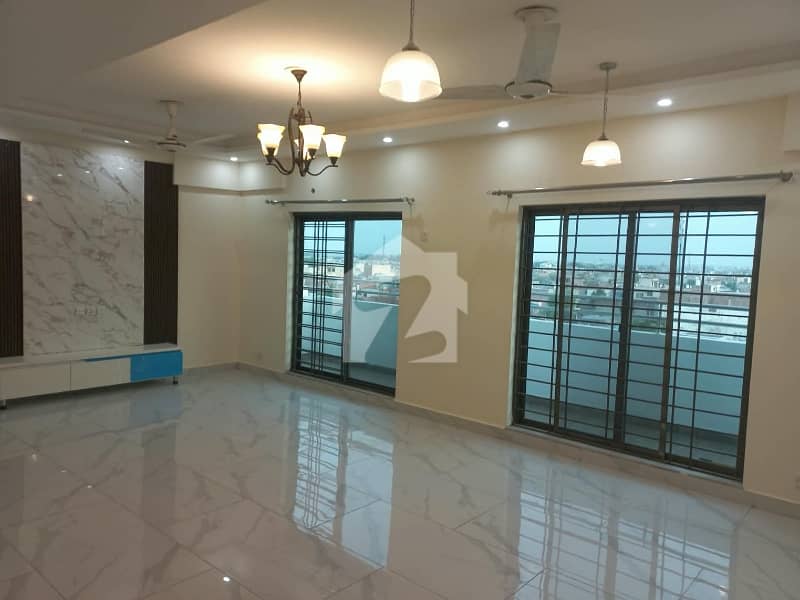 10 Marla 3 Bedrooms New Design Flat For Rent. 10 Marla 3 Bedrooms New Design Flat For Rent.
