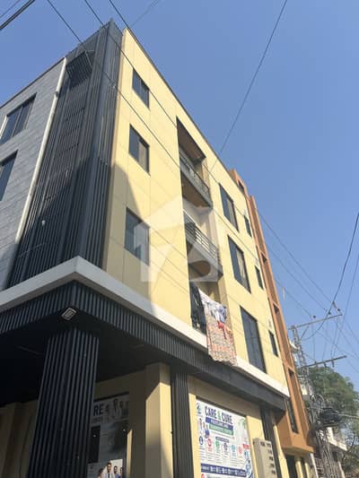 ایچ ۔ 13 اسلام آباد میں 10 مرلہ Studio عمارت 22.0 کروڑ میں برائے فروخت۔