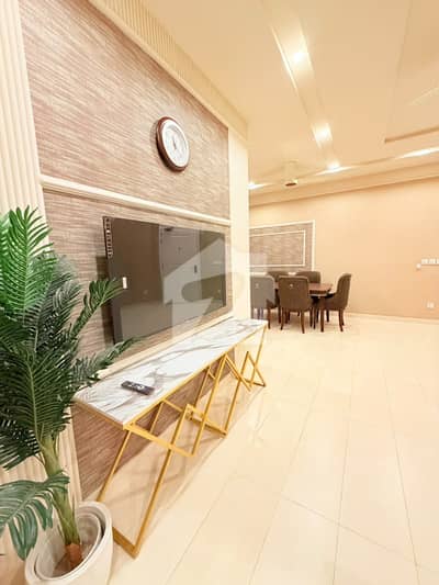4 MARLA BEAUTIFUL FULLY FURNISHED APARTMENT AVAILABLE FOR RENT IN DHA PH 8. . BEST LOCATION