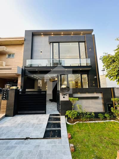 5 Marla Ultra Modern House for Rent DHA 9 TOWN