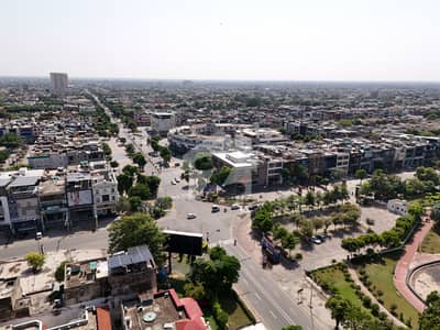 2,4,8 Kanal Antique Location, Developed Area, Surrounded by 8,12,20 Kanal Developed Houses in E Block Phase 6 DHA Lahore