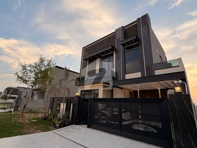10 Marla Luxury House For Rent In DHA phase 4